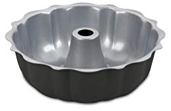 Cuisinart AMB-95FCP Chef’s Classic Nonstick Bakeware 9-1/2-Inch Fluted Cake Pan
